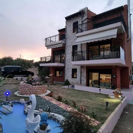 Dora'S Garden Villa Alexandrópolis Exterior foto