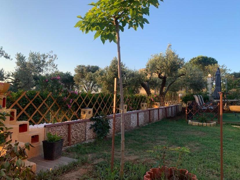 Dora'S Garden Villa Alexandrópolis Exterior foto