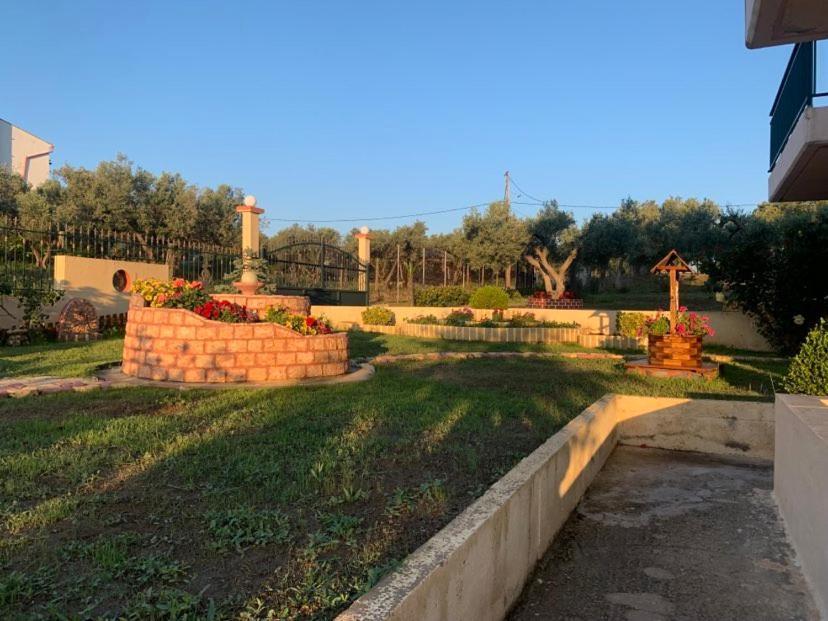 Dora'S Garden Villa Alexandrópolis Exterior foto
