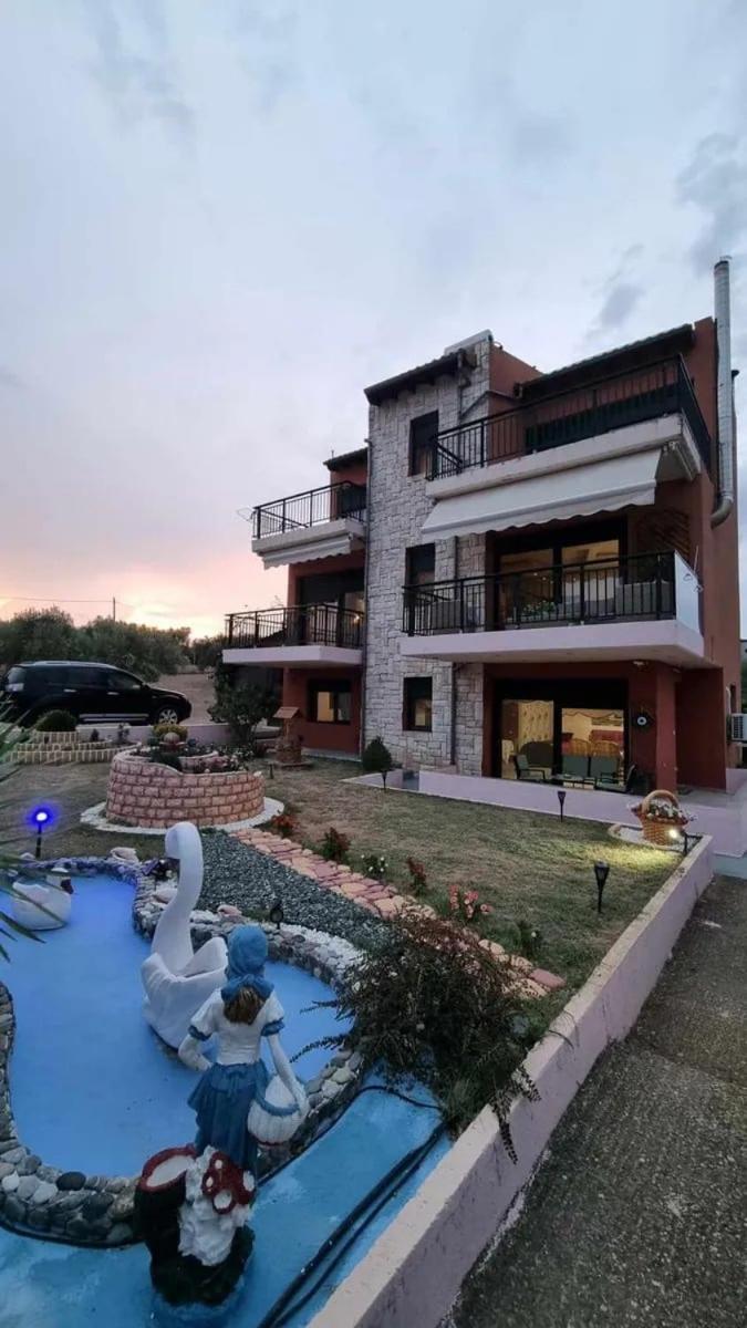 Dora'S Garden Villa Alexandrópolis Exterior foto